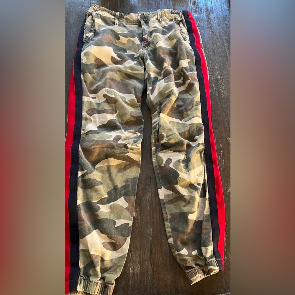 MOTHER “ the no zip misfit”   Camouflage sz25